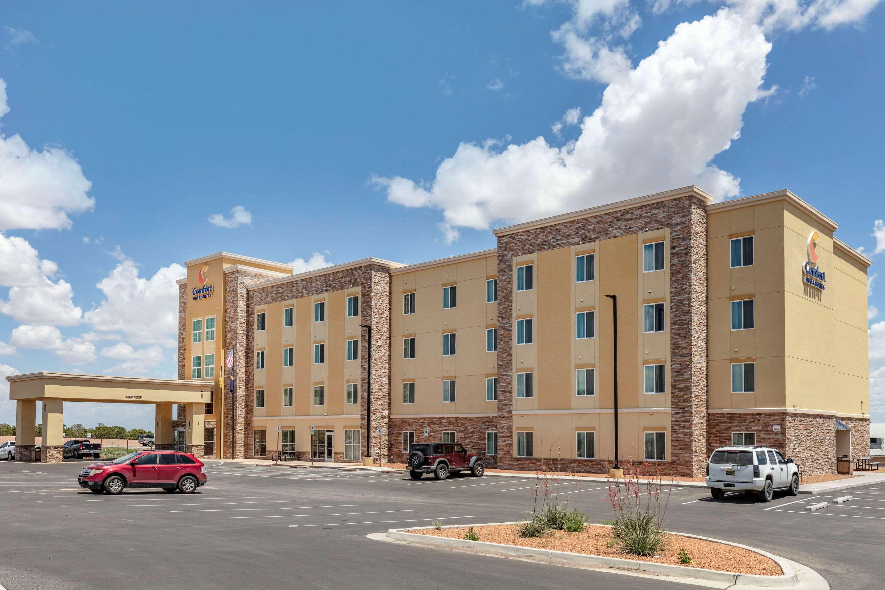 Comfort Inn & Suites Edgewood Exterior photo